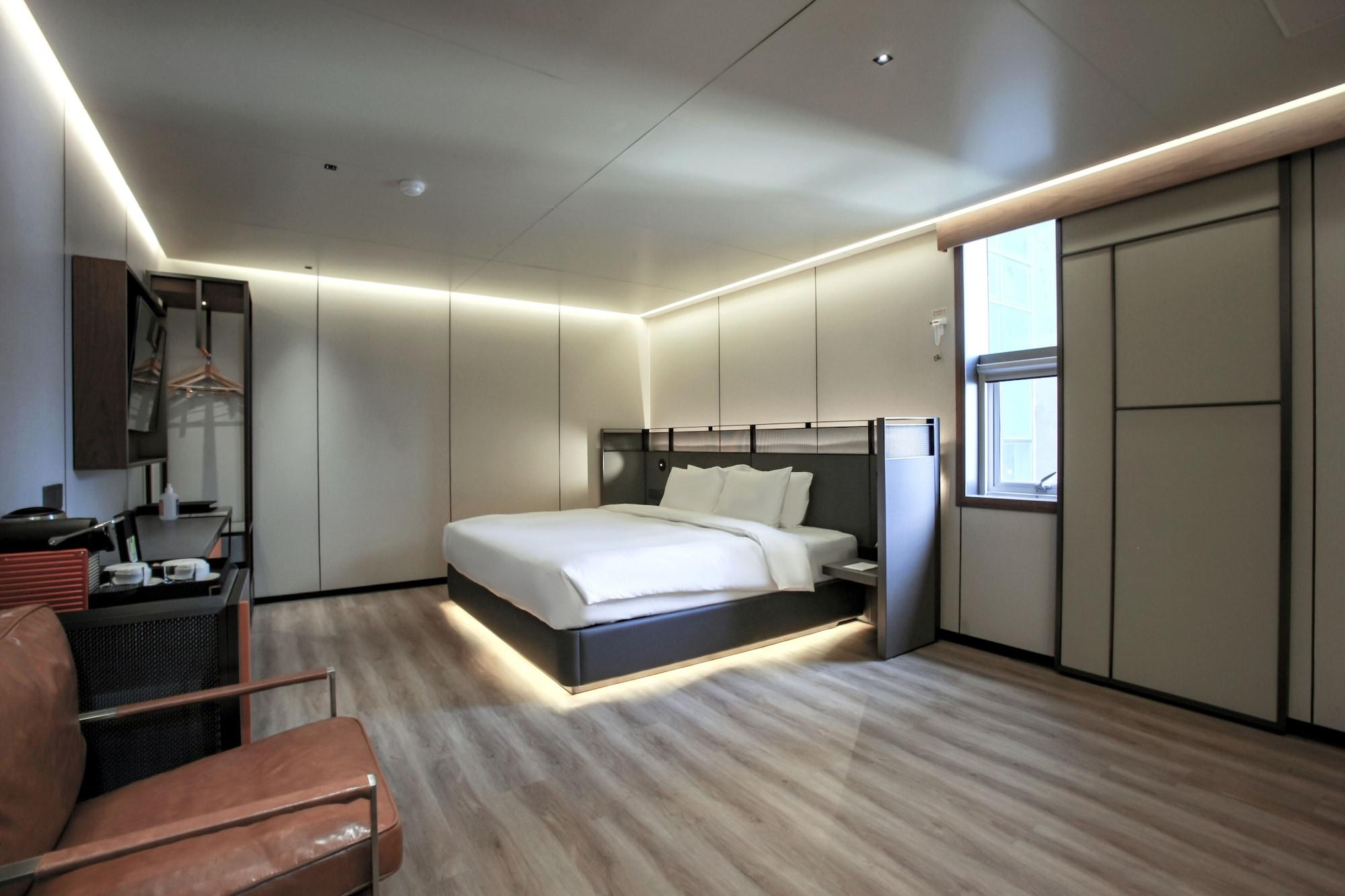 L&L City Hotel Jeju Exterior photo