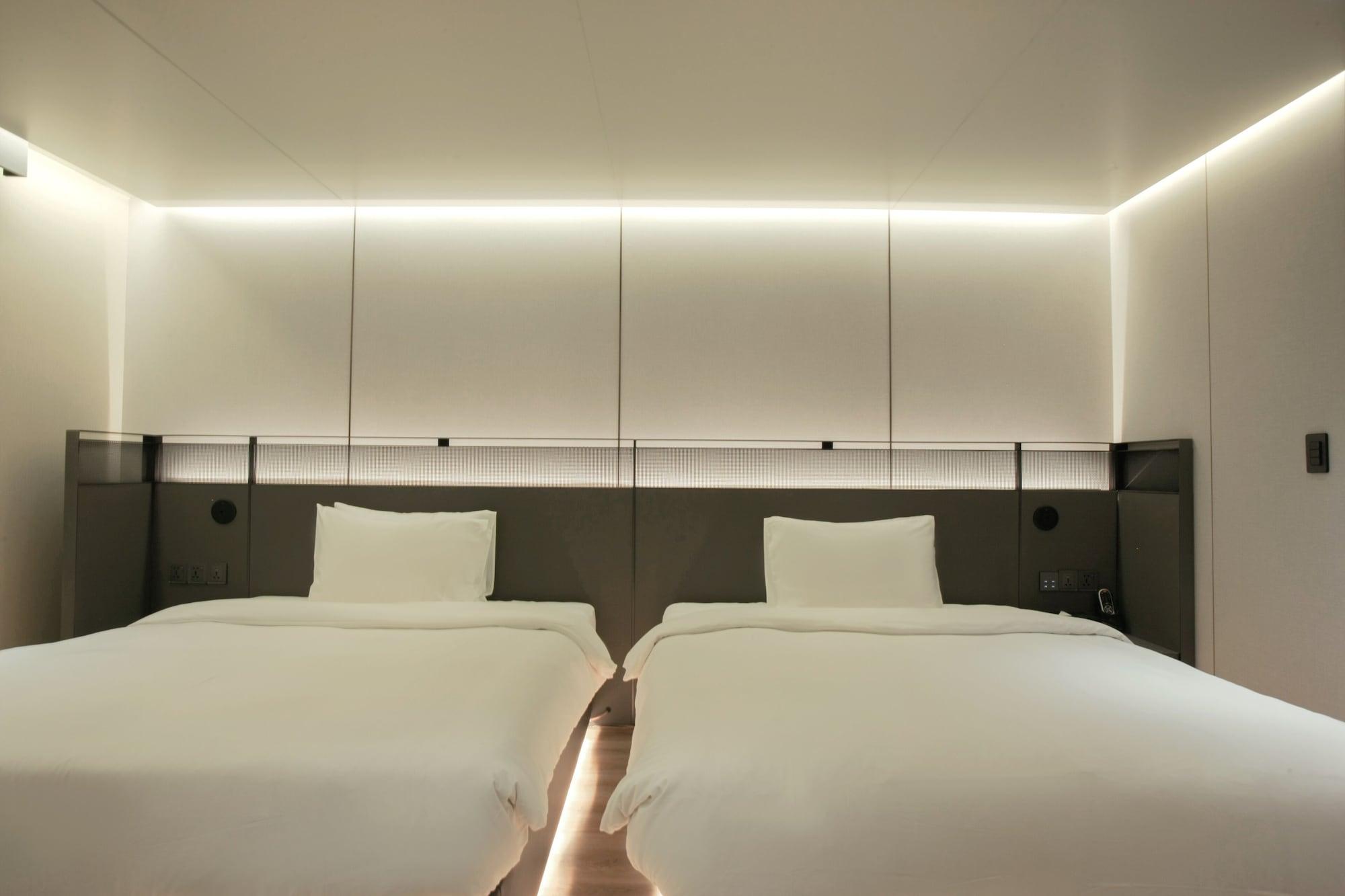 L&L City Hotel Jeju Exterior photo