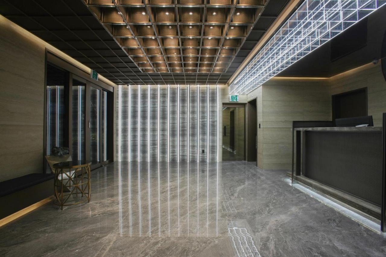 L&L City Hotel Jeju Exterior photo